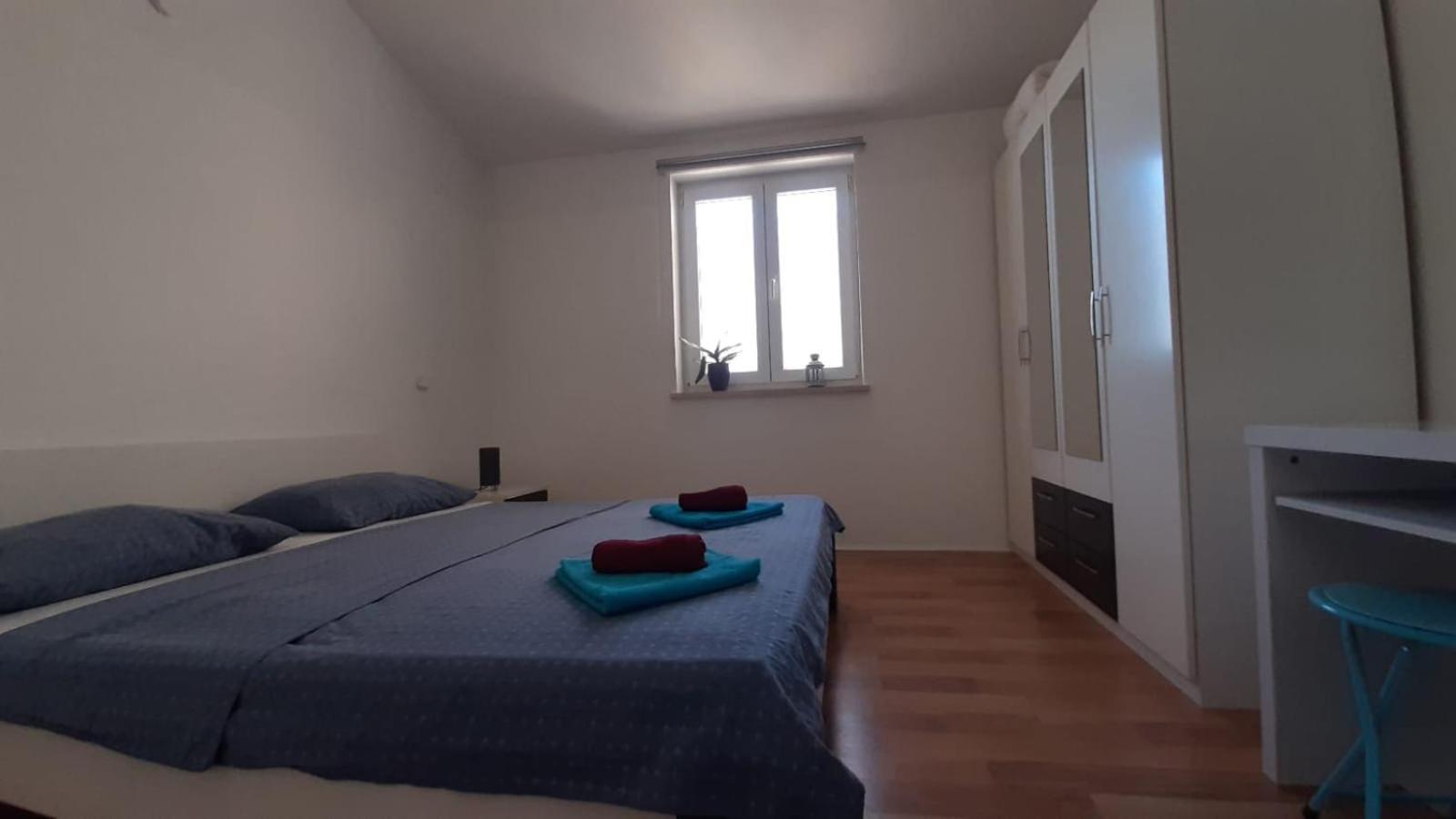 Apartment Shankini Pula Exteriör bild